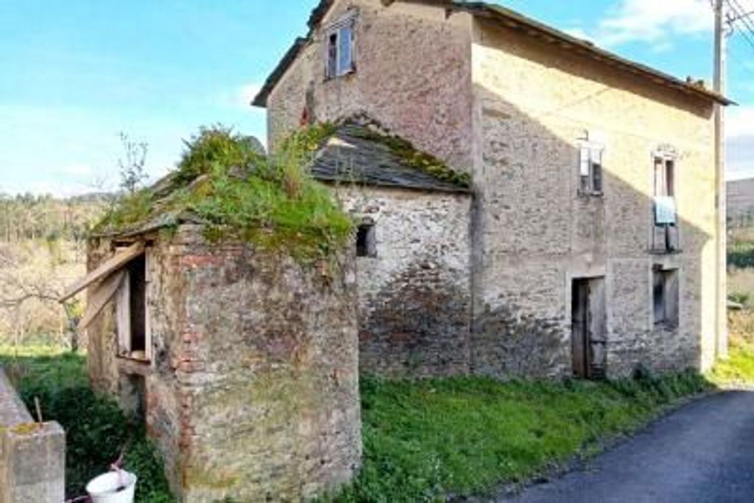 BONITA CASA RUSTICA EN NAVIA