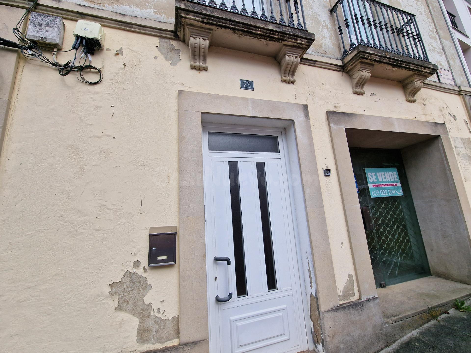 LOCAL COMERCIAL EN VEGADO CON POSIBILIDAD DE CAMBIO DE USO - foto 2