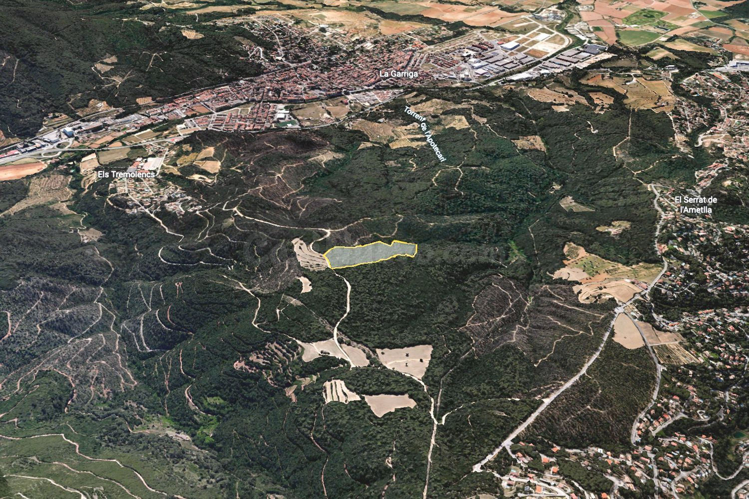 En La Garriga, dentro del Polígono Once, se encuentra esta parcela rústica de 4 hectáreas