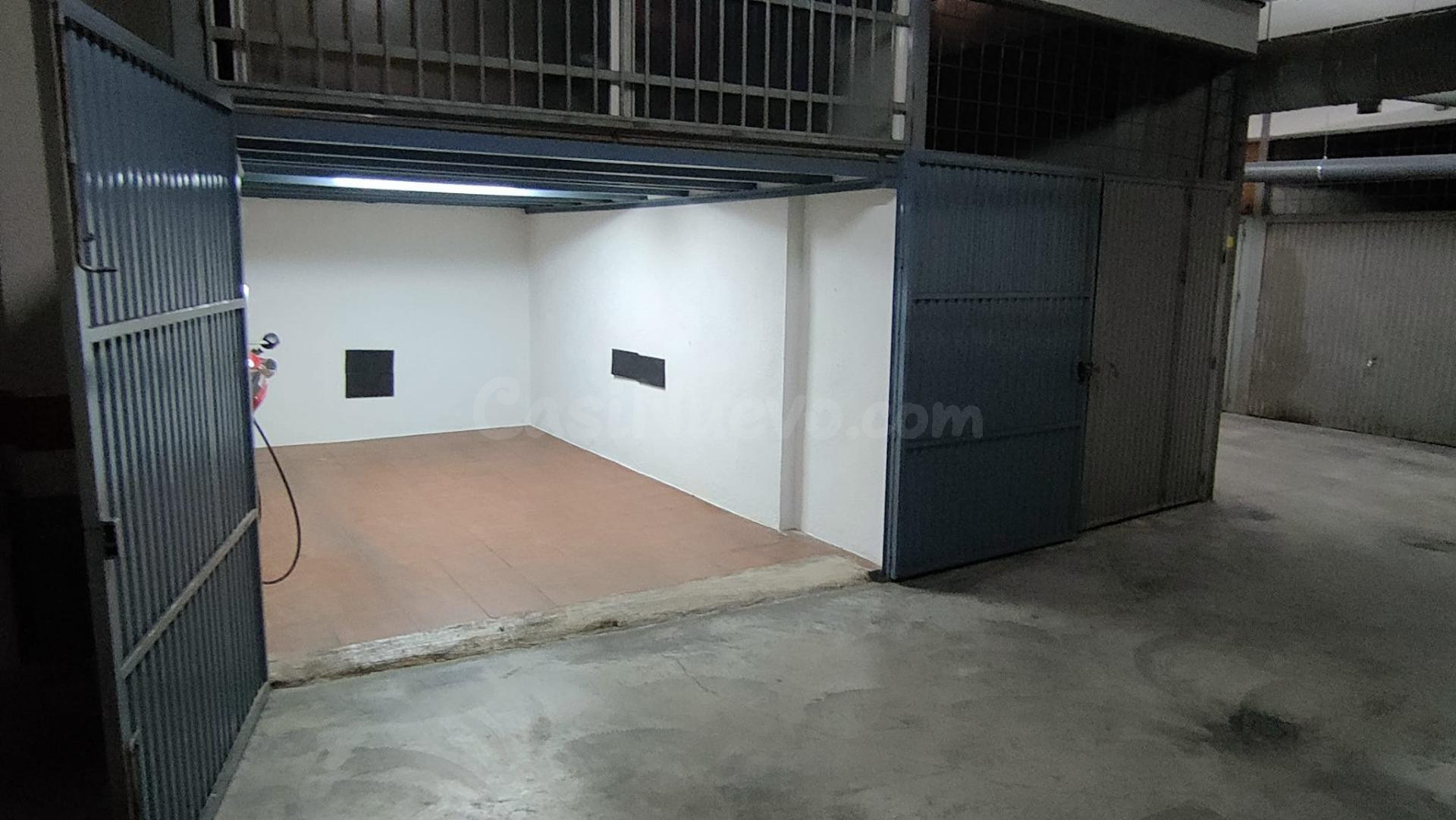 🚗 COCHERA A LA VENTA EN AVDA. DOCTOR OLÓRIZ, GRANADA 🔑