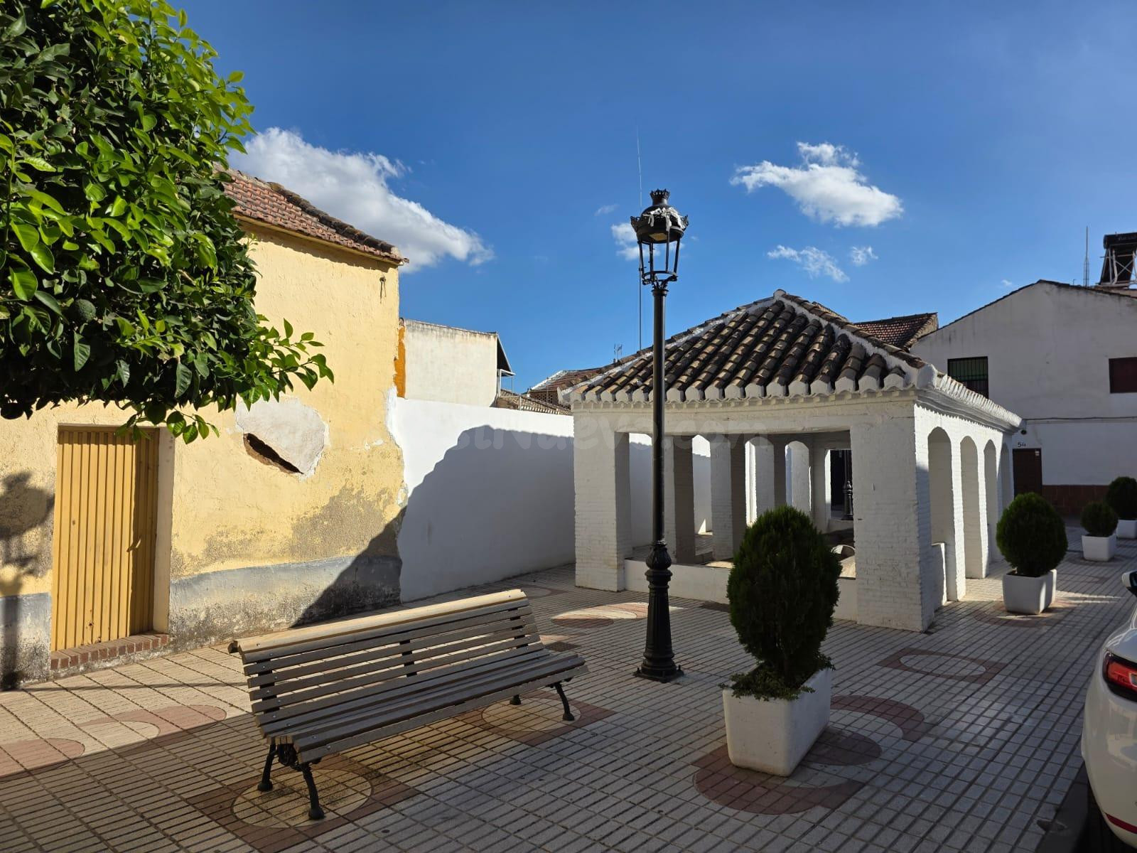 🏗️ Parcela urbanizable en el corazón de Churriana de la Vega