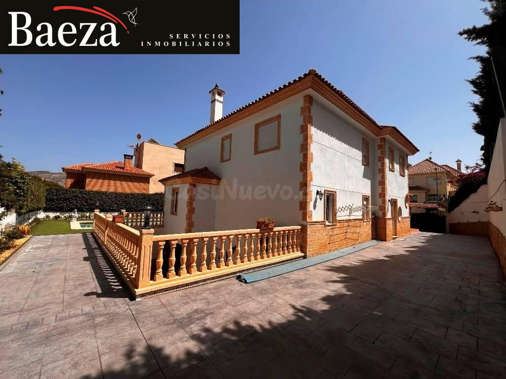 🏡 Chalet independiente con piscina y vistas, a solo 5 minutos del centro de Jijona