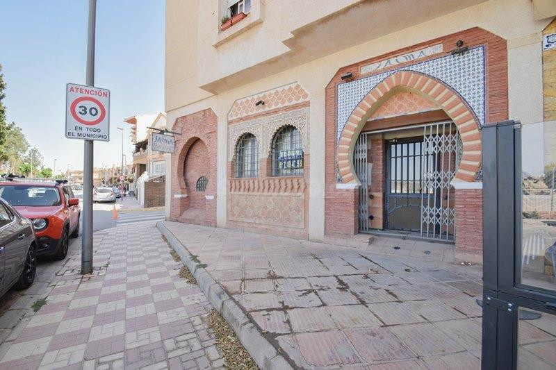 Restaurante totalmente instalado con licencia