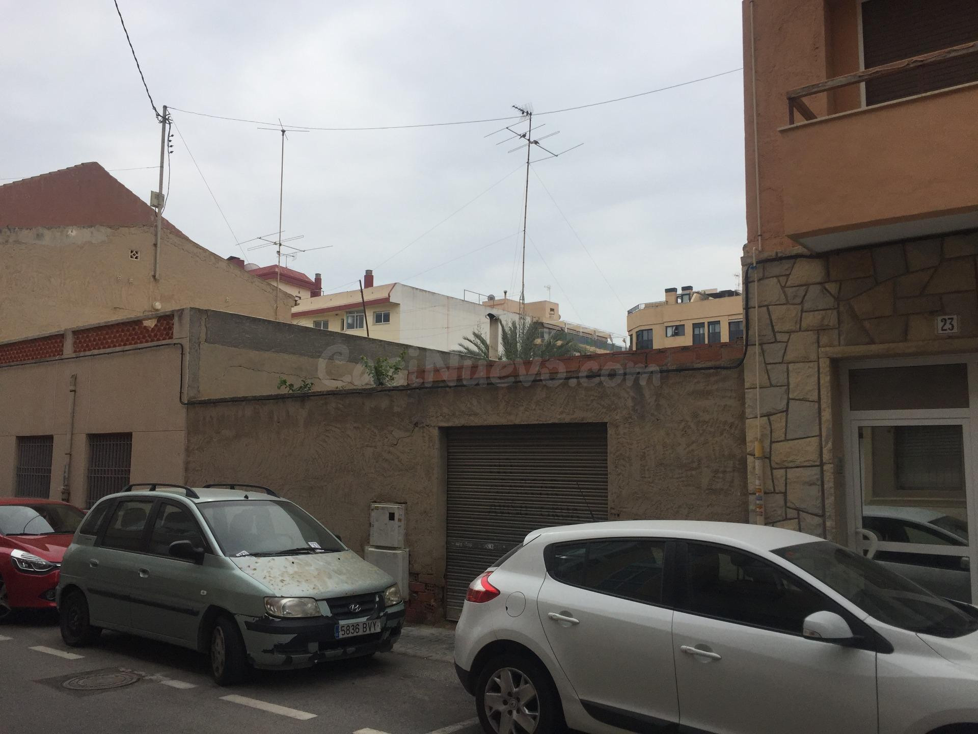 Solar en El Campello para edificar de 163m2