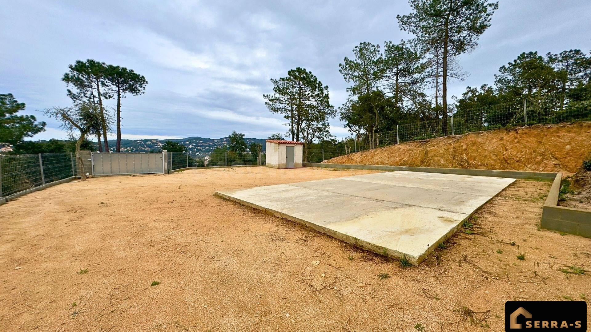 TERRENO URBANIZABLE, LLANO Y BIEN UBICADO EN LLORET!!