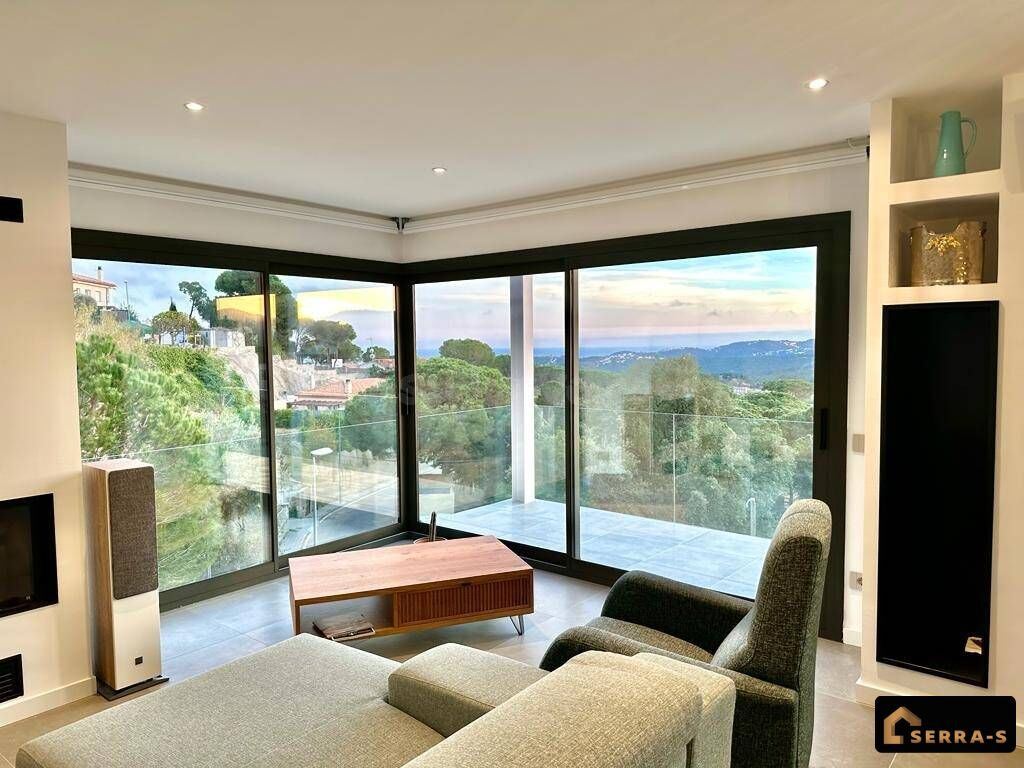 VAMOS A CONSTRUIR UNA IMPRESIONANTE CASA DE OBRA NUEVA CON VISTAS AL MAR EN LLORET DE MAR!