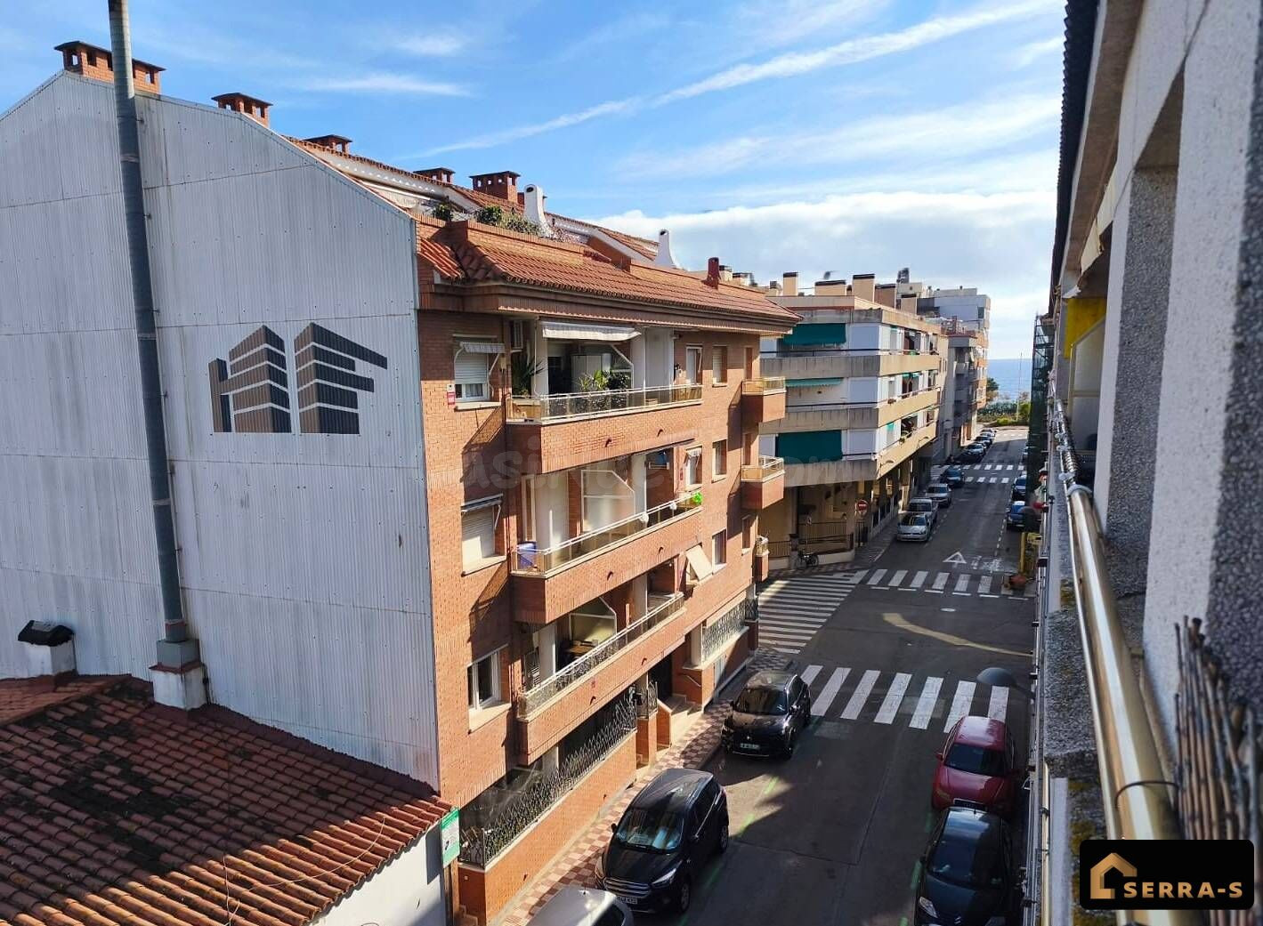 ¡ÁTICO-DÚPLEX EN PINEDA DE MAR, CON TERRAZA, PARKING Y PISCI - foto 5