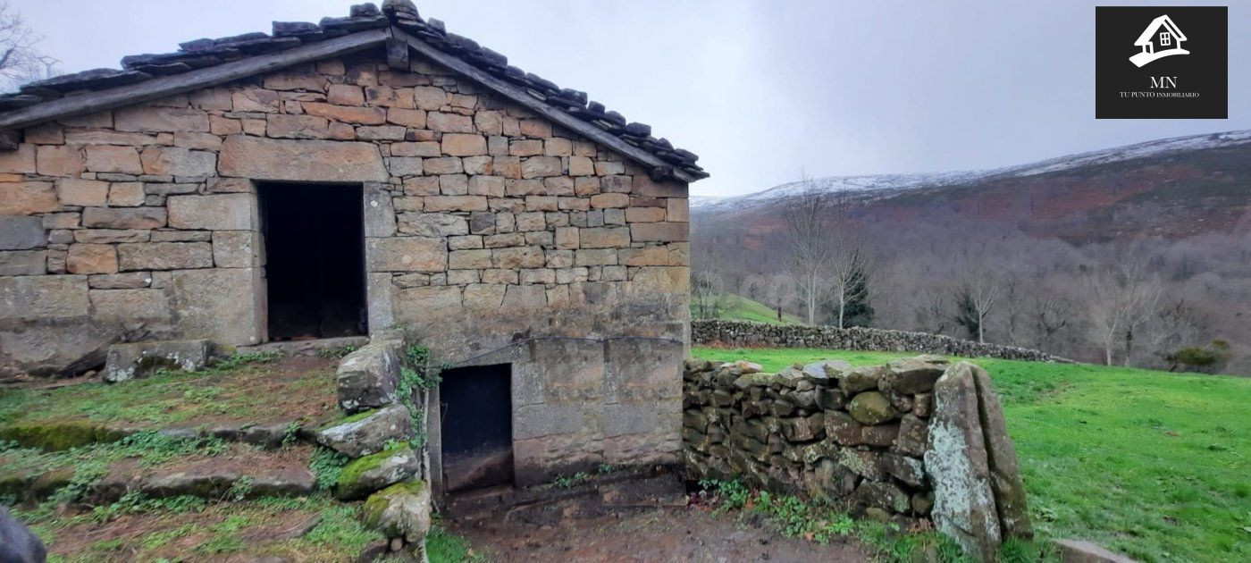 AUTÉNTICA CABAÑA PASIEGA PAREADA PARA REFORMAR EN UN TERRENO - foto 2