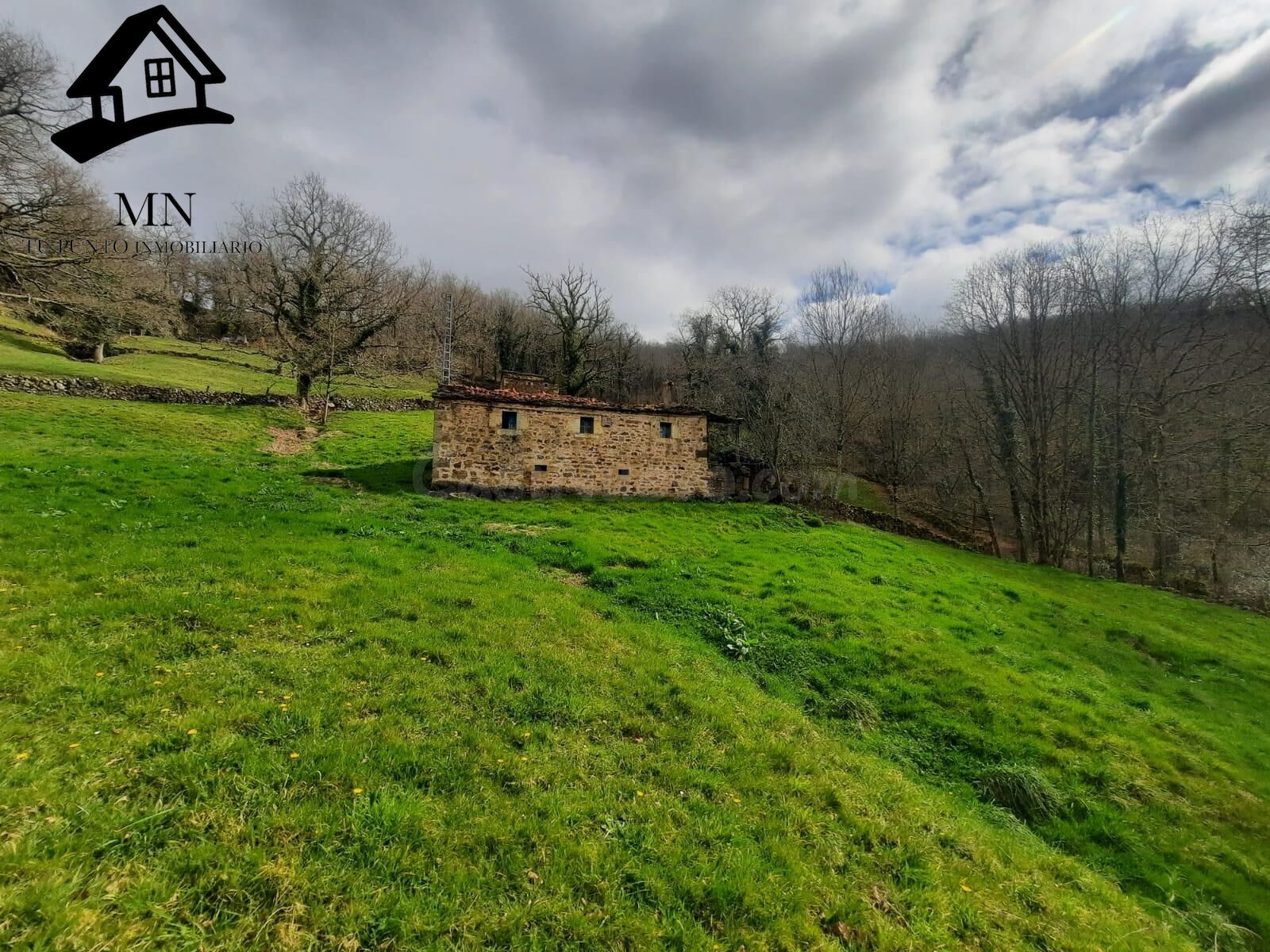 Conjunto de 2 Cabañas Pasiegas y Finca en San Pedro del Romeral - foto 3
