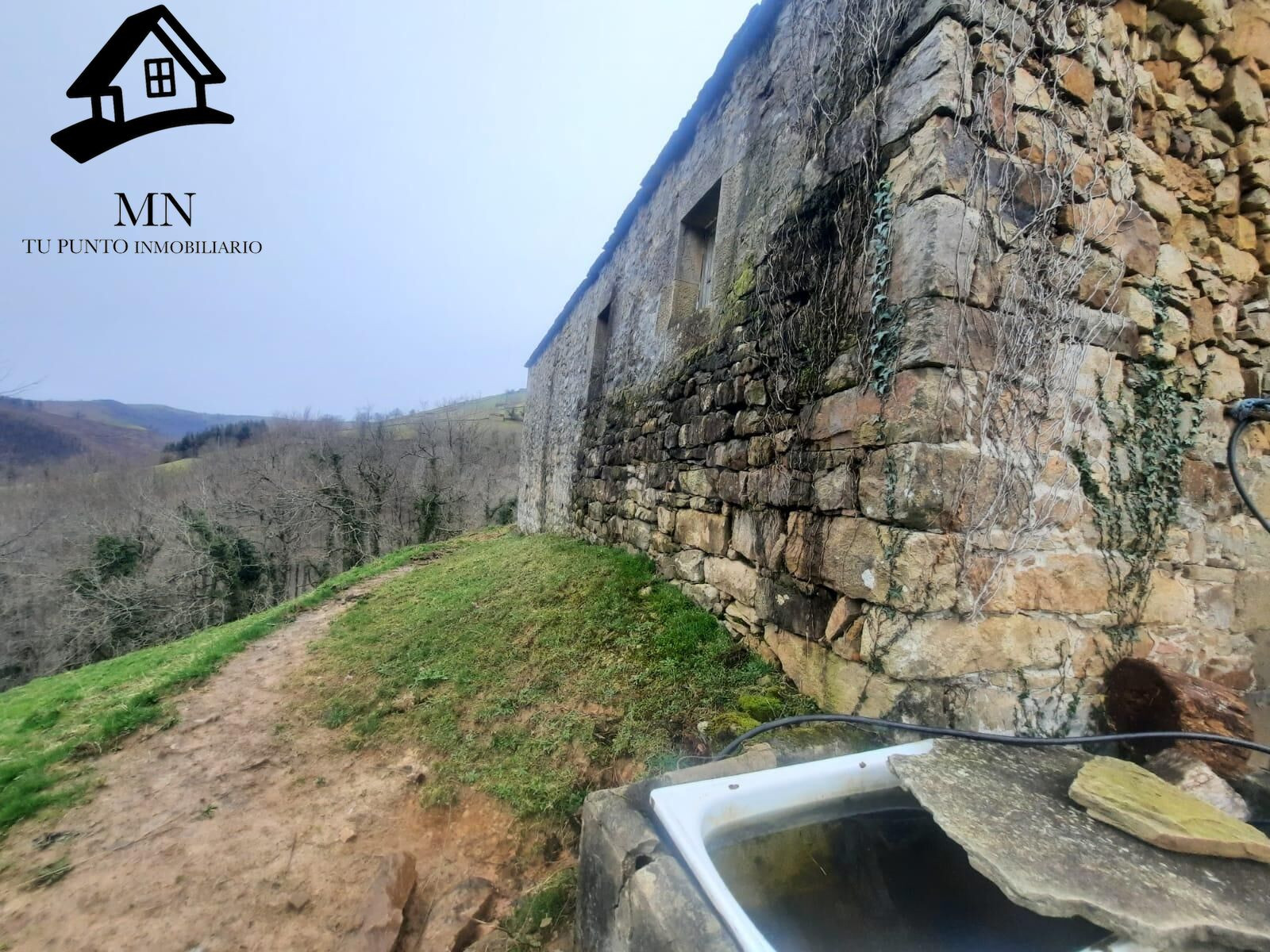 CABAÑA PASIEGA INDEPENDIENTE CON FINCA PRIVADA EN SAN PEDRO DEL ROMERAL - foto 2