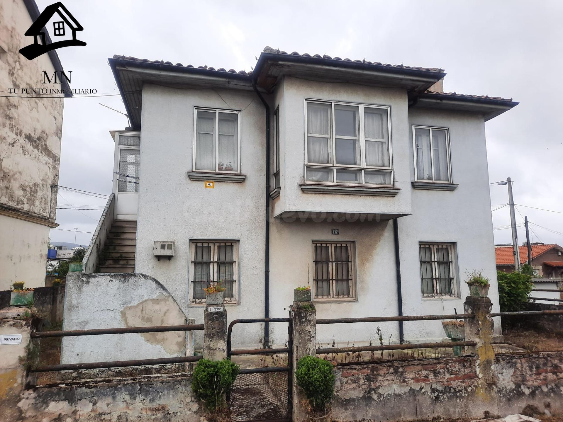 CASA INDENDIENTE PARA REHABILITAR EN TORRELAVEGA - foto 3