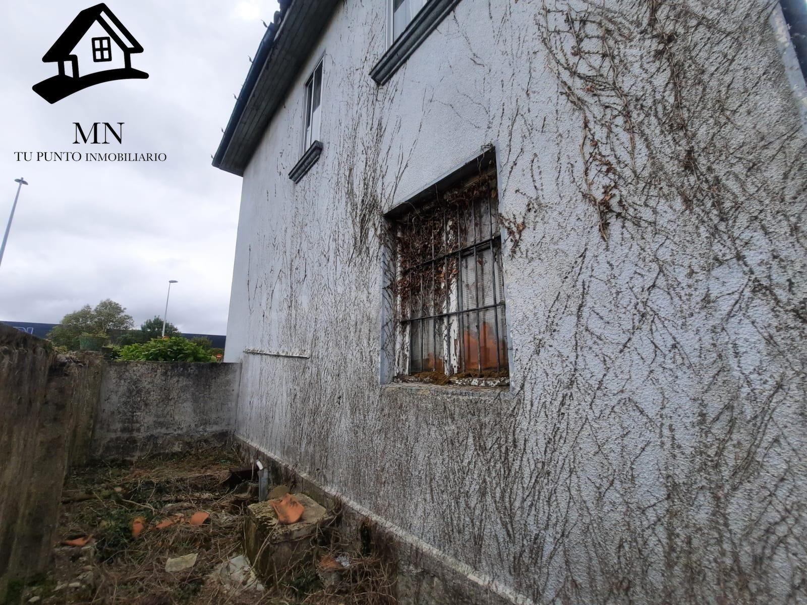 CASA INDENDIENTE PARA REHABILITAR EN TORRELAVEGA - foto 4
