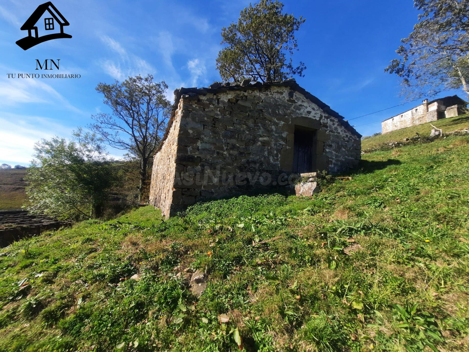 Encantadora Cabaña Pasiega de piedra