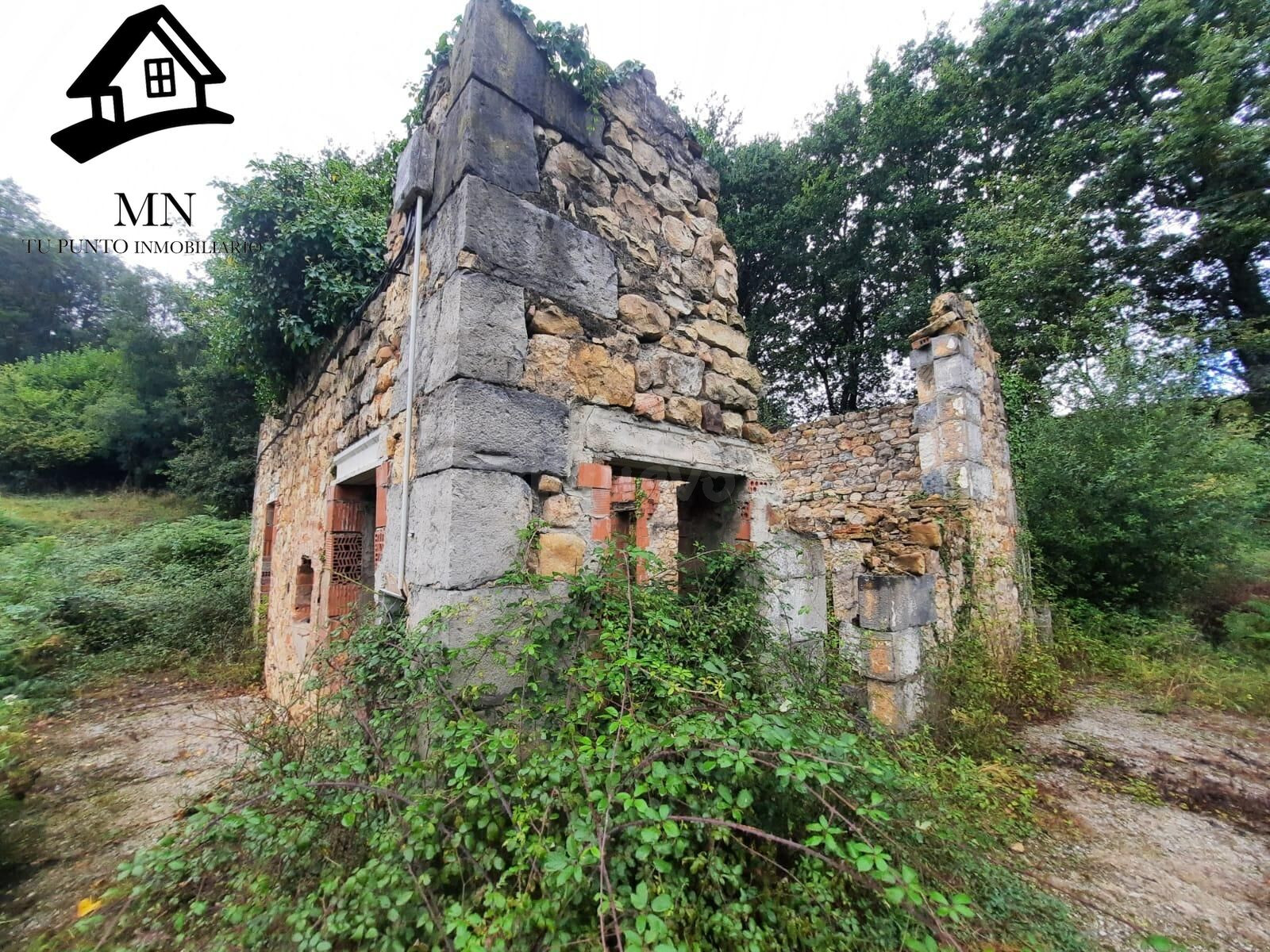 Venta de Cabaña, Nave y Finca en Corvera de Toranzo - foto 2