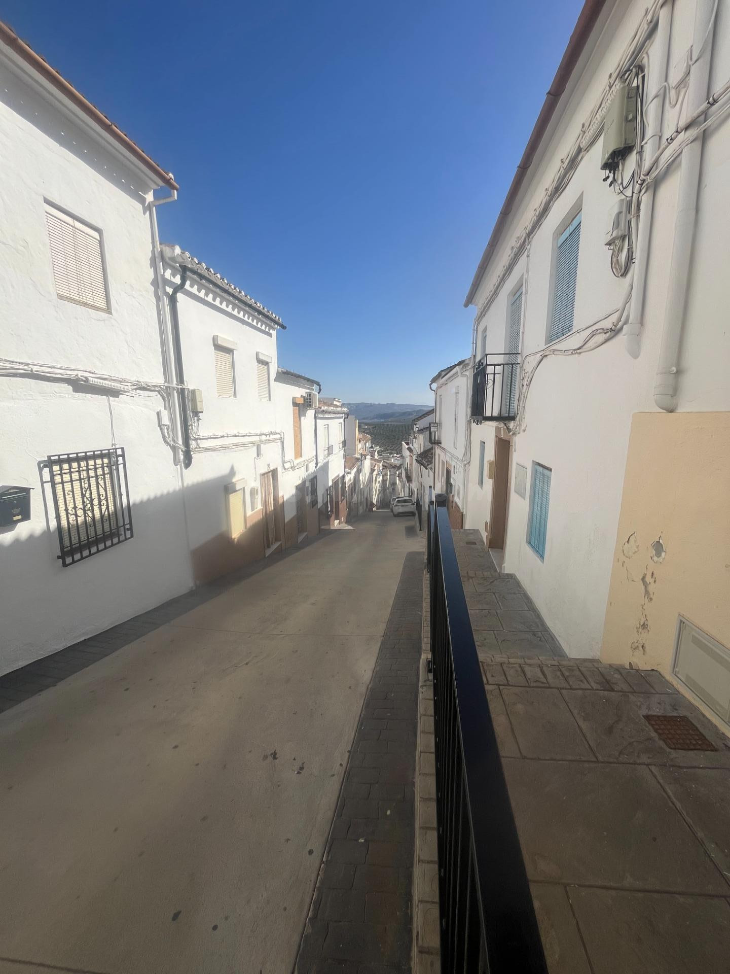 Beautiful Terrace house in the centre of Iznajar - foto 3