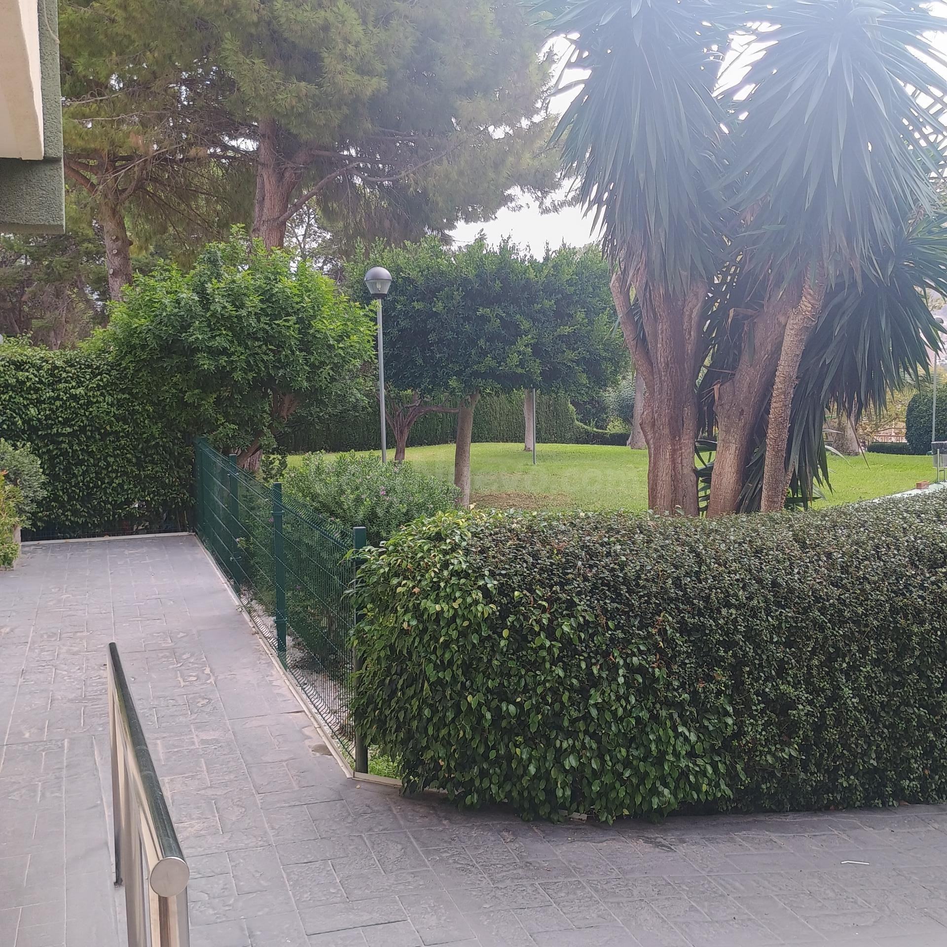 Se vende piso de 72 m2 en la zona el Levante