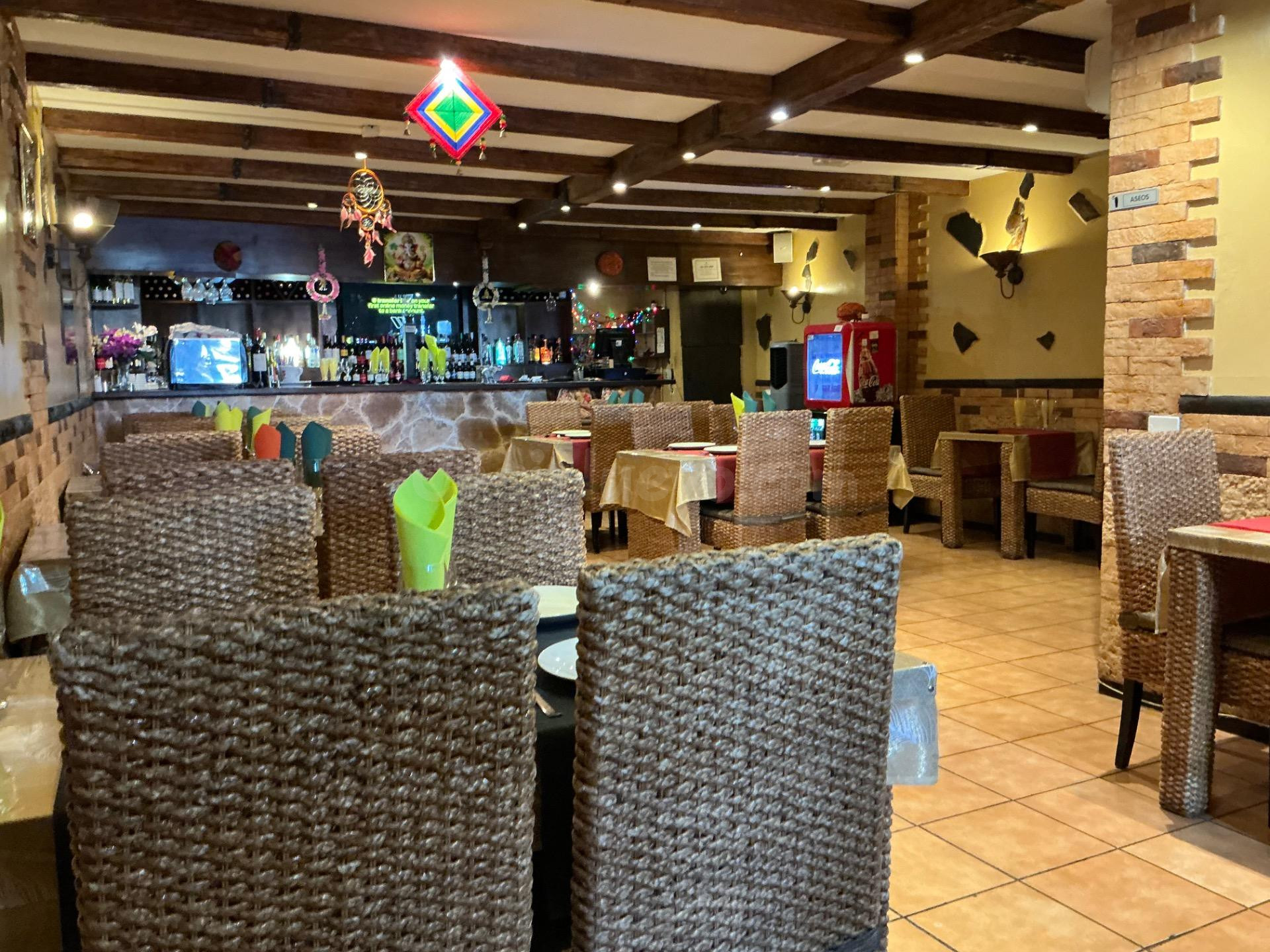 Oportunidad de Alquiler: Restaurante Reformado en el Corazón del Puerto de La Cruz
