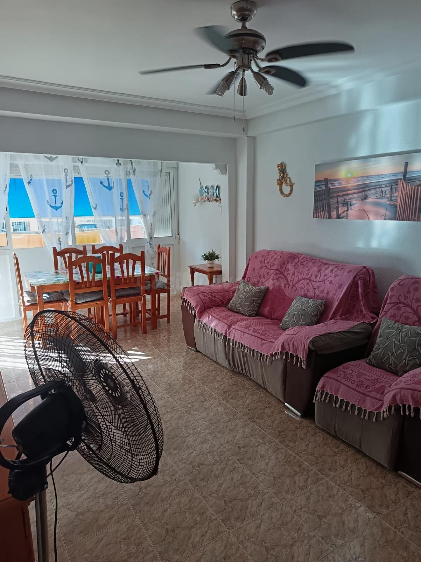 🏡 Apartamento en planta baja con amplia terraza y parking privado