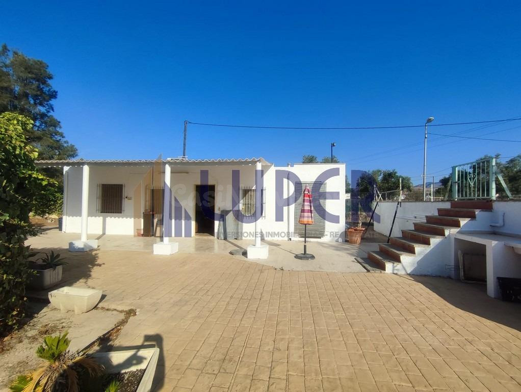 SE VENDE FINCA RÚSTICA A TAN SOLO 5 MINUTOS DE SAN VICENTE