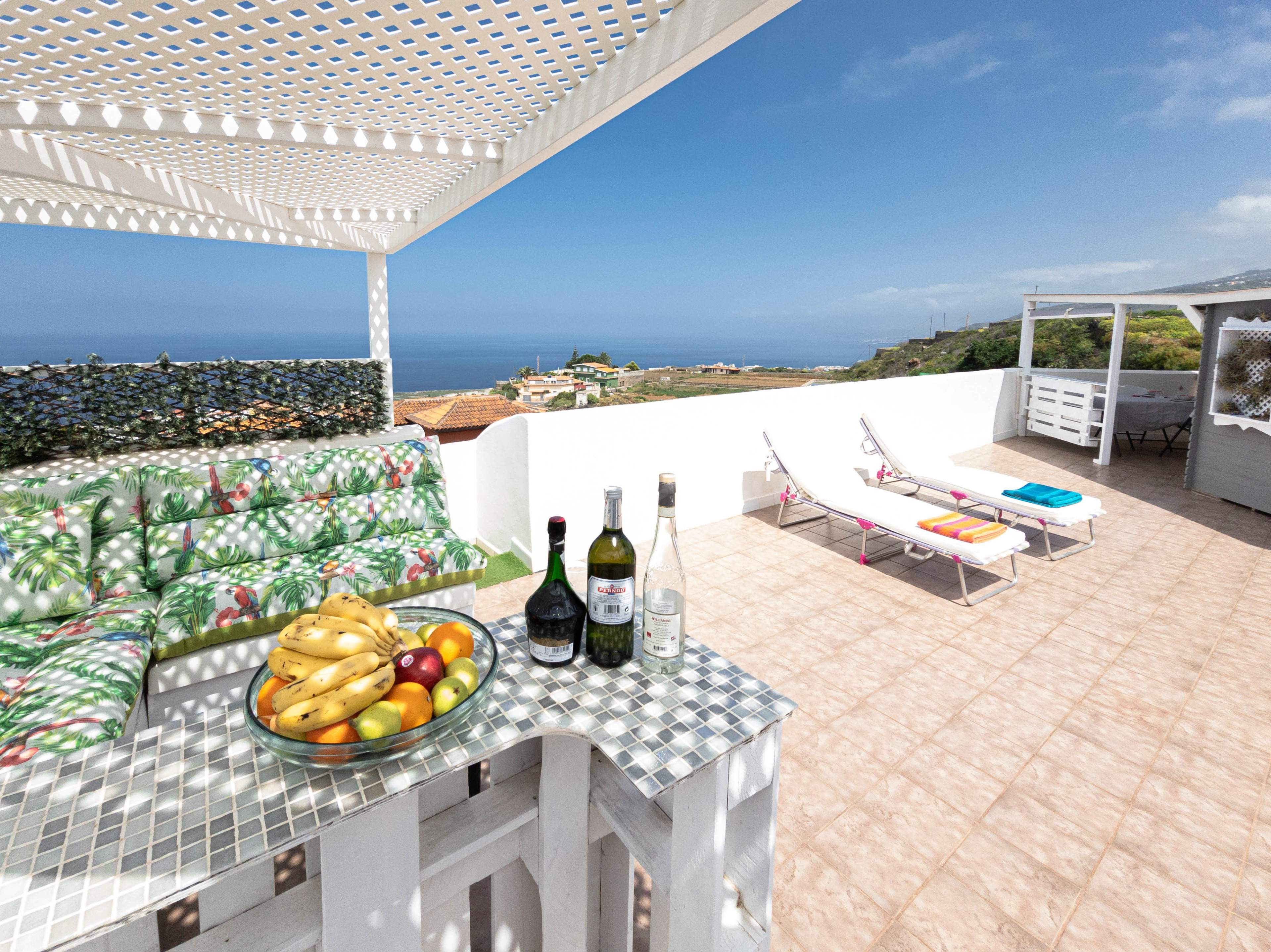En Venta espectacular Chalet en Santo Domingo con vistas al mar y al Teide. Tenerife
