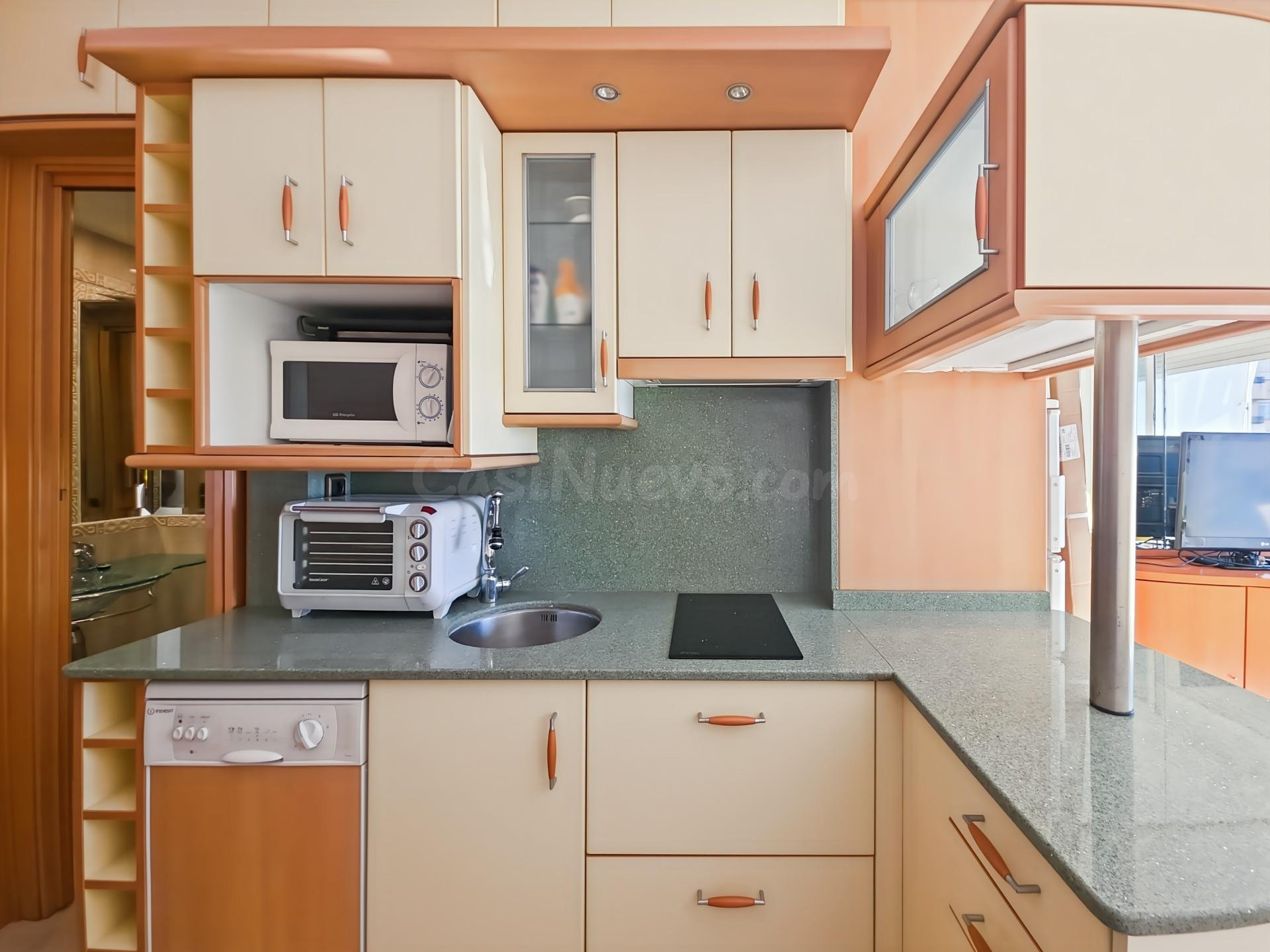Estudio Moderno en Primera Línea de Mar con Vistas Panorámic - foto 3
