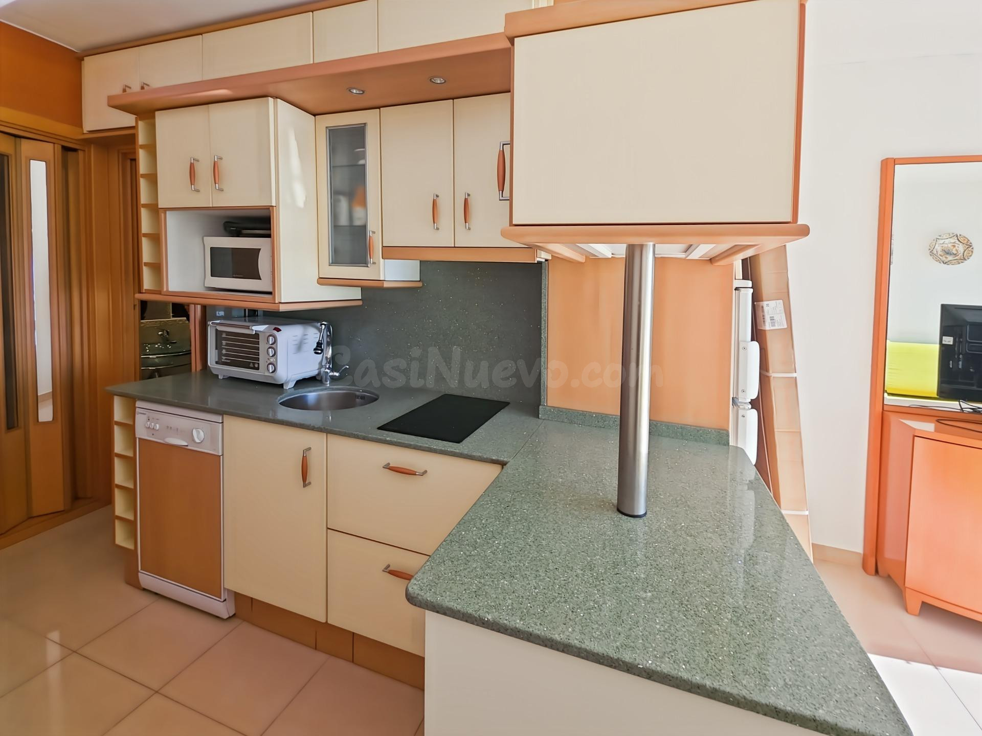 Estudio Moderno en Primera Línea de Mar con Vistas Panorámic - foto 4