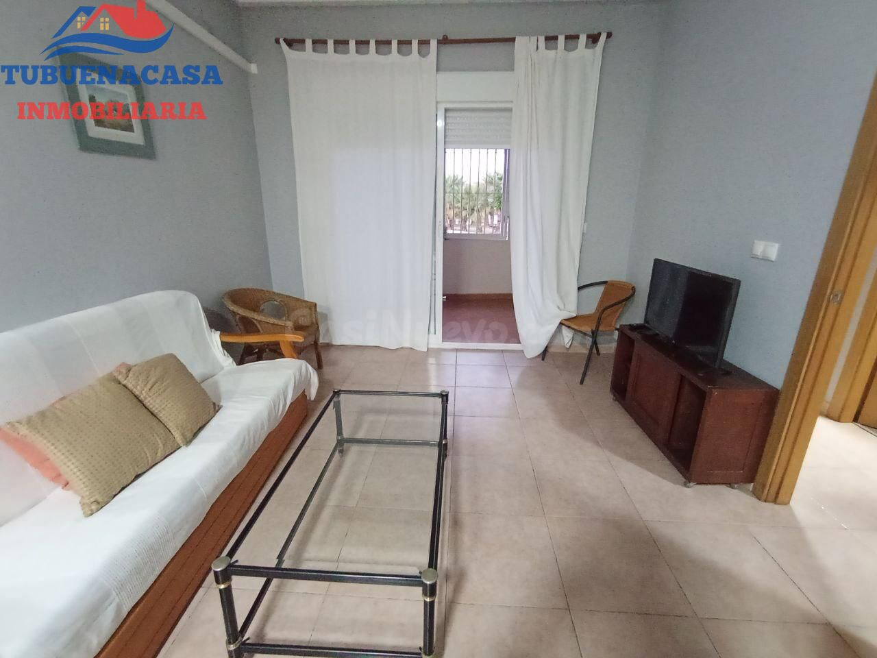 Tu Nuevo Refugio Costero: Acogedor Apartamento en Planta Baja