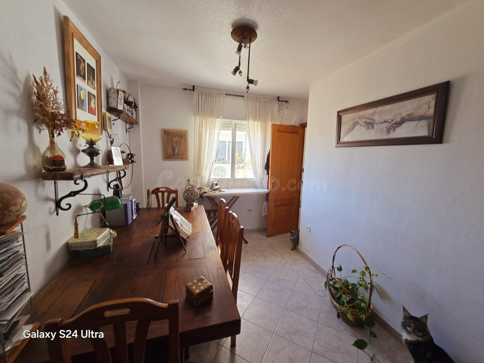 Tu Nuevo Hogar en Era Alta: Dúplex Amplio y Luminoso Ideal para Familias