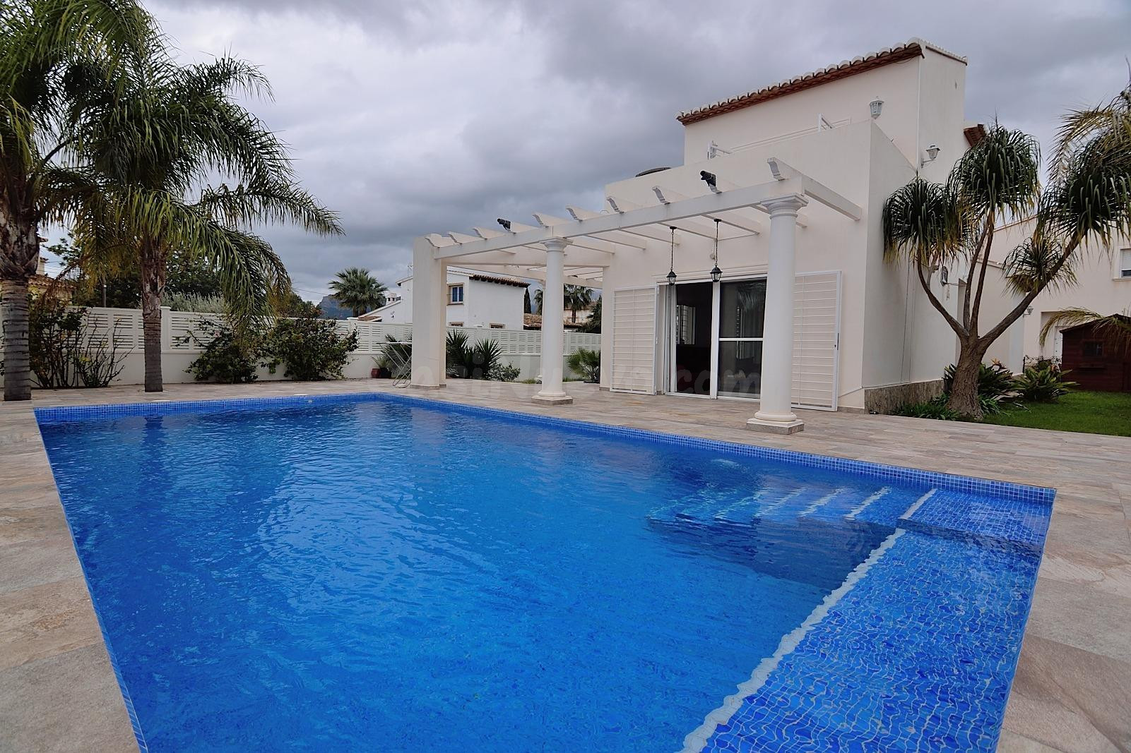 Chalet moderna en alquiler en Calpe cerca de la playa