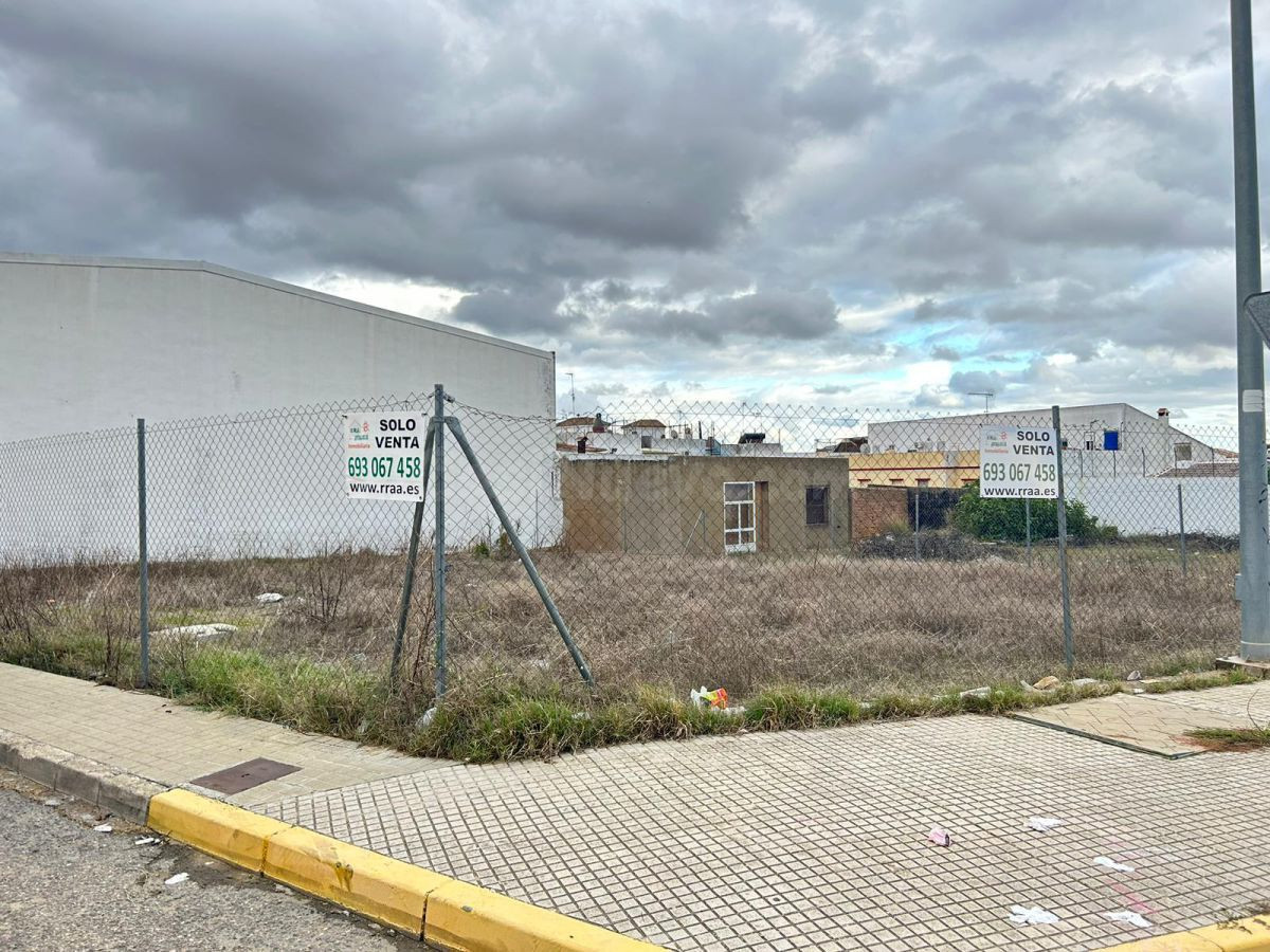 TERRENO URBANO JUNTO AL POLÍGONO INDUSTRIAL, EN BOLLULLOS DEL CONDADO, HUELVA, ANDALUCIA.
