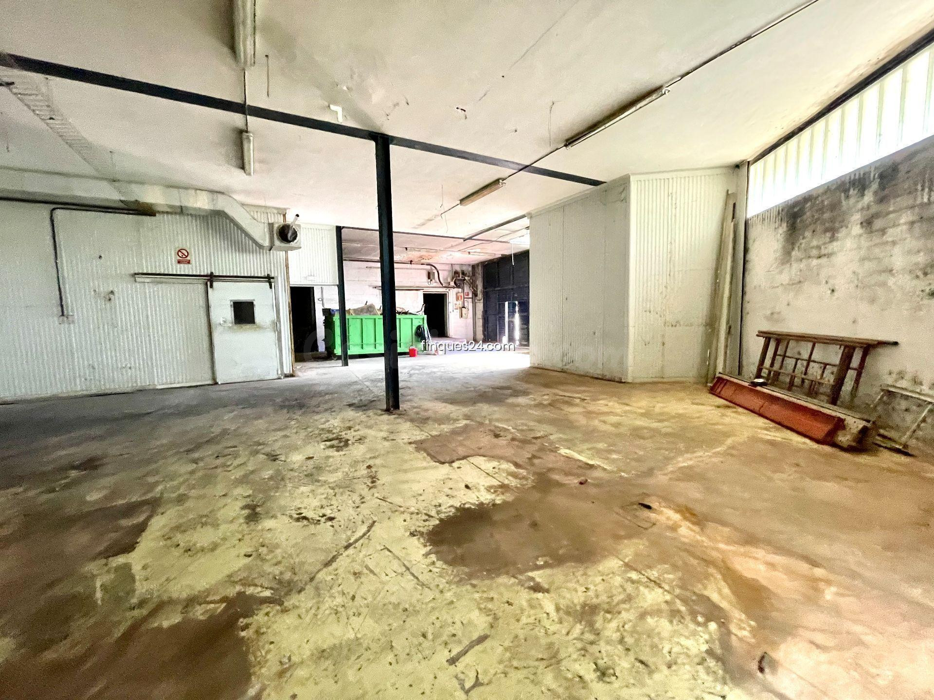 Nave en Bufalvet - Manresa - foto 3