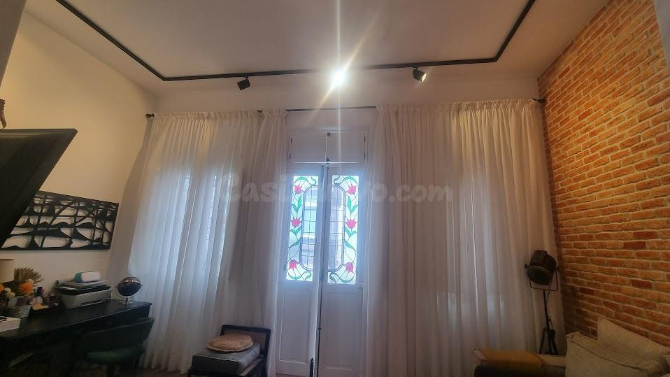 Tu próxima historia comienza aquí: casa colonial con alma en el corazón de Santa Cruz”