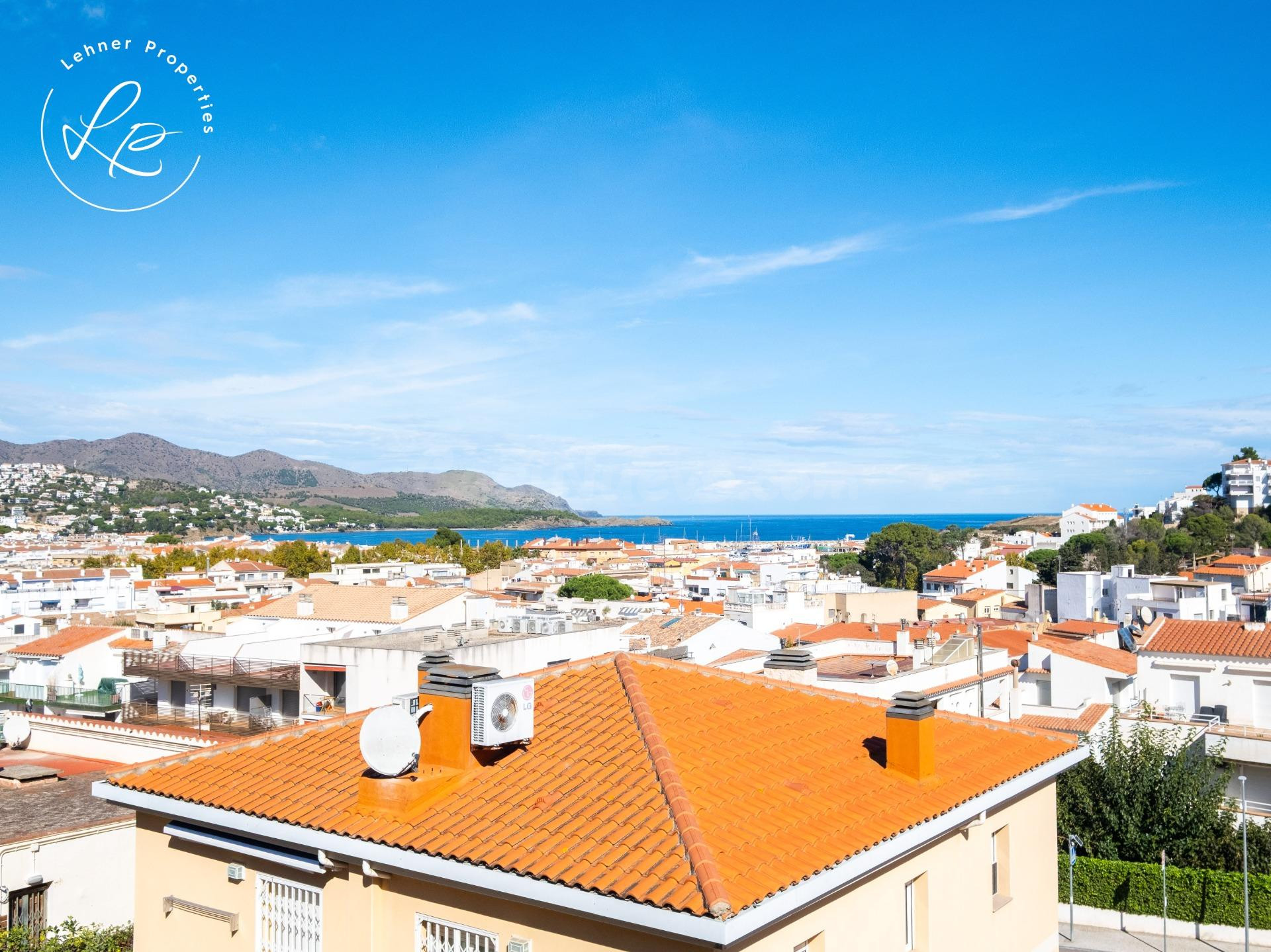 CASA CON VISTAS AL MAR Y A TAN SOLO 300 METROS DE LA PLAYA EN LLANÇÀ