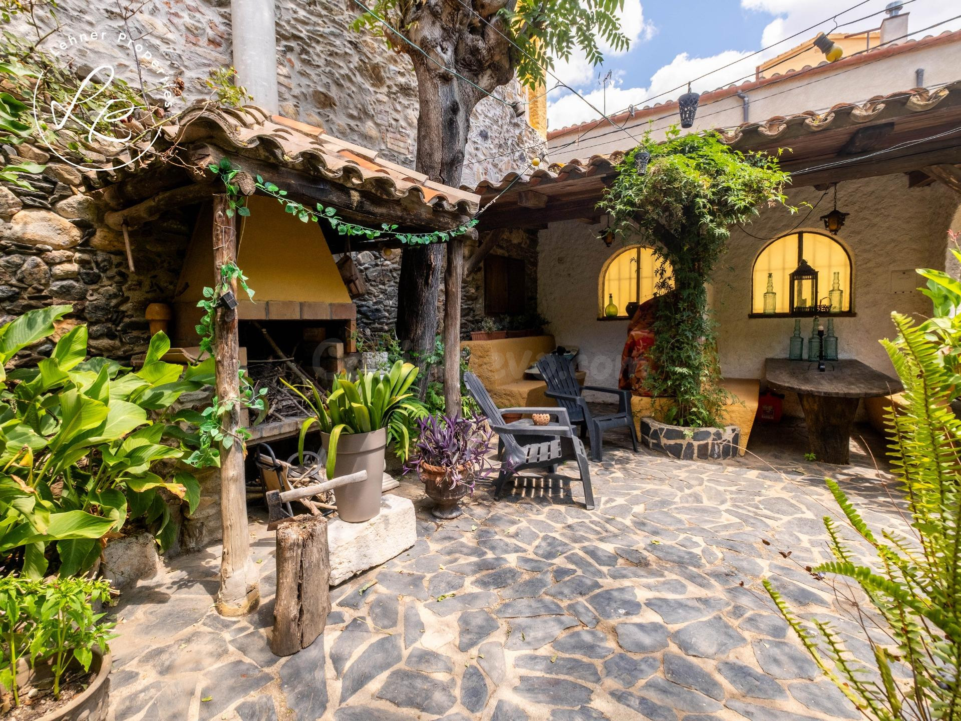Casa con Alma: Antigua residencia y Atelier del pintor S.M. 