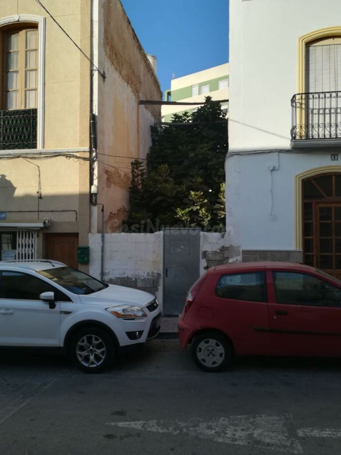 Solar urbano en pleno centro de Vera.