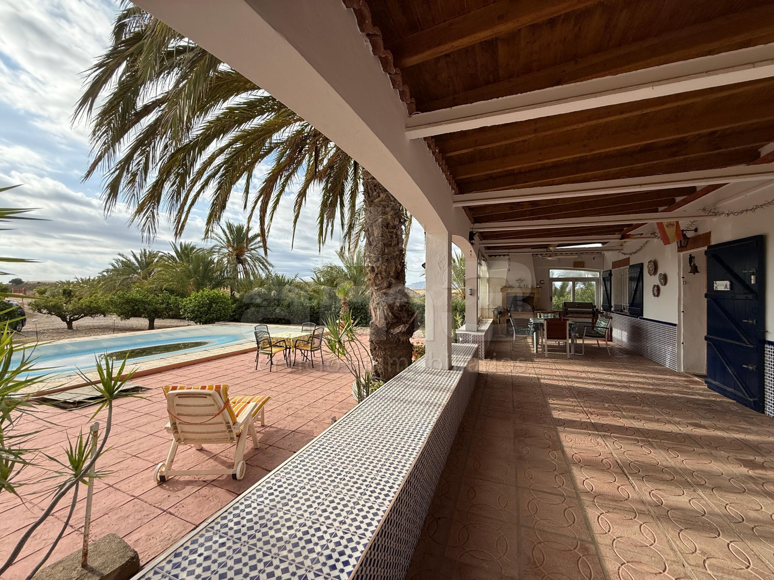 VILLA EN PLENA NATURALEZA  FRENTE AL MAR