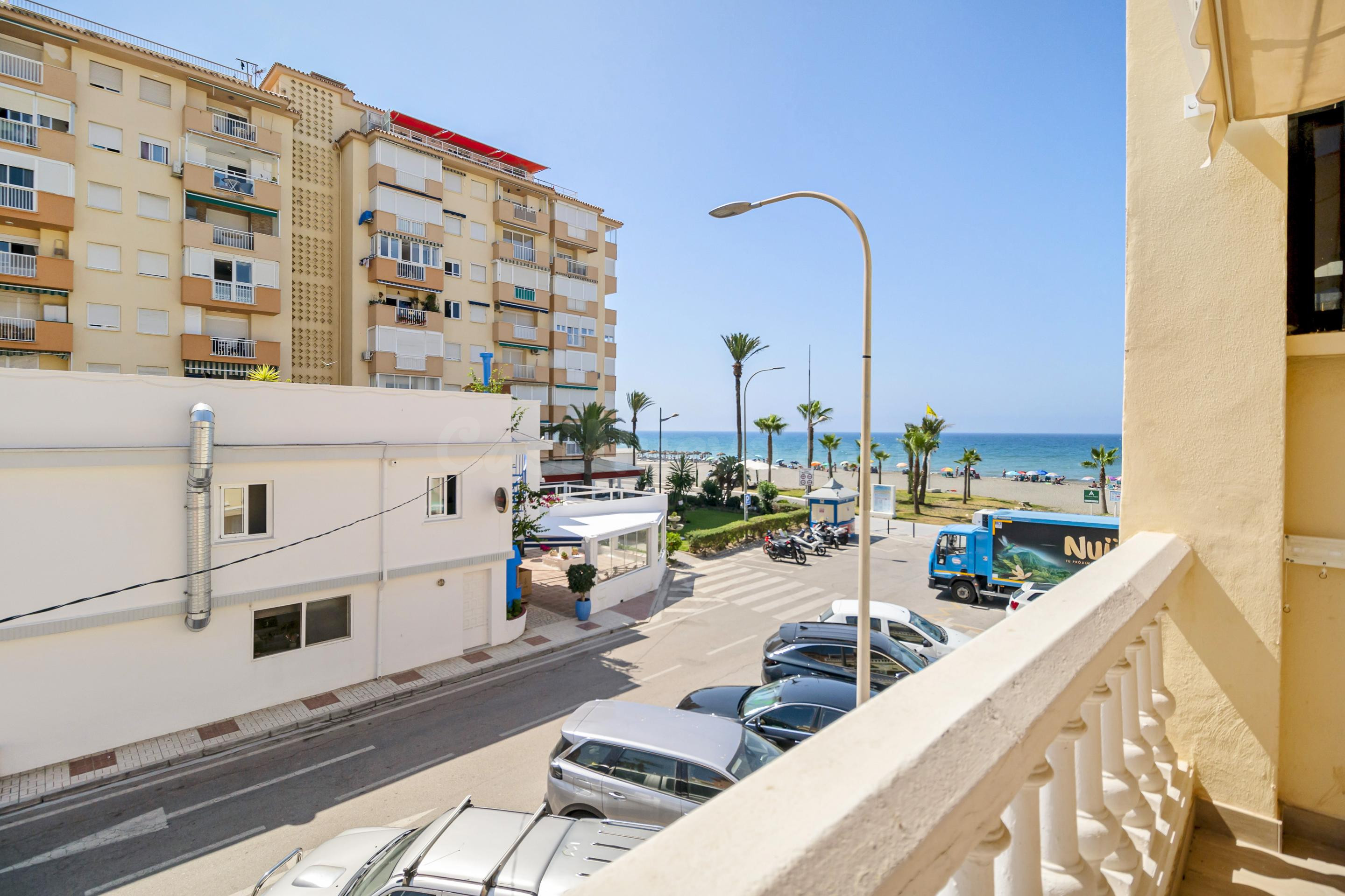 Apartamento frente al mar con vistas espectaculares