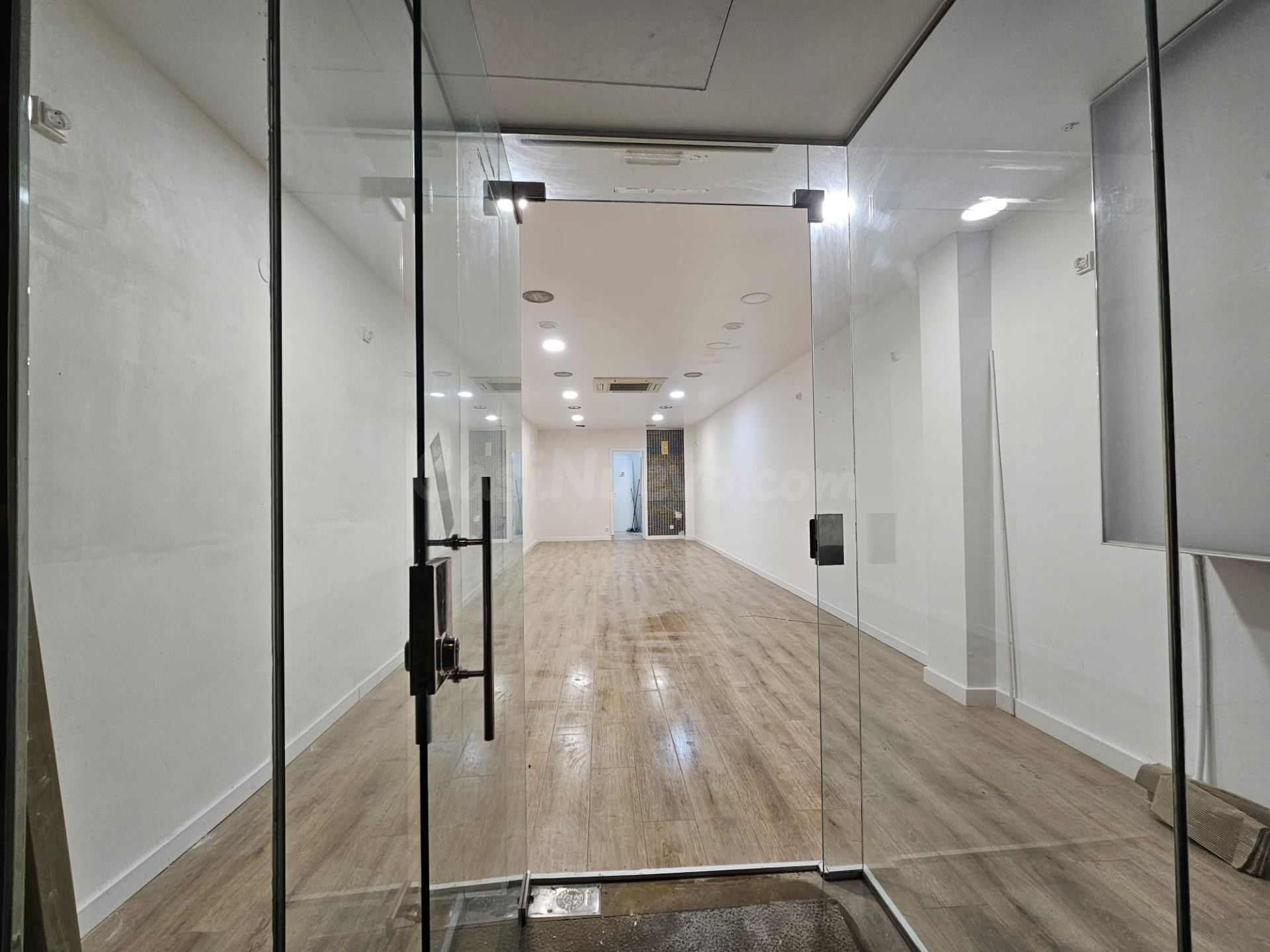 Local comercial en venta o alquiler en Esparreguera
