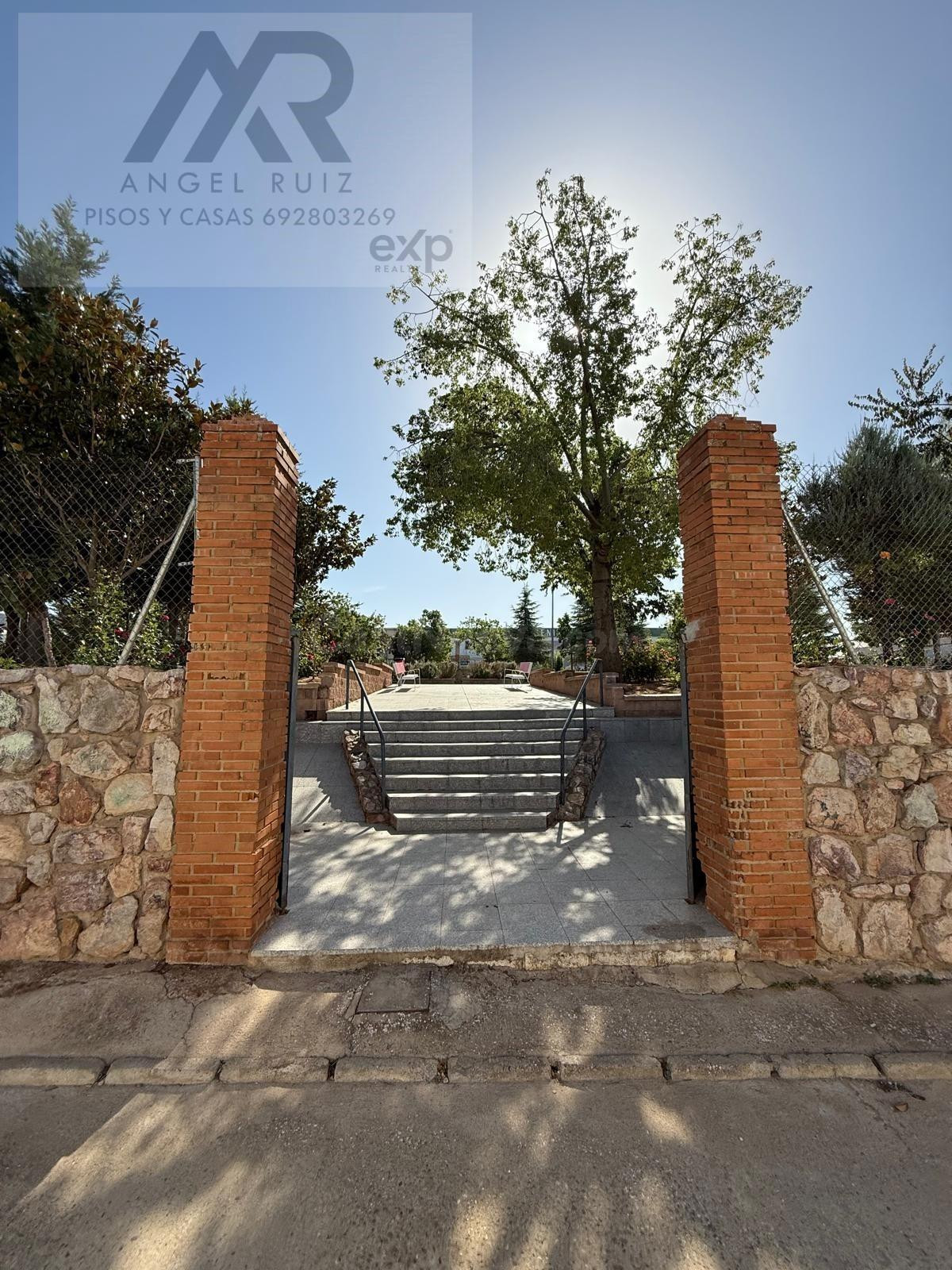 🏡 Oportunidad única en Arroyo de San Serván — Casa en planta baja con garaje y patio 100 m2