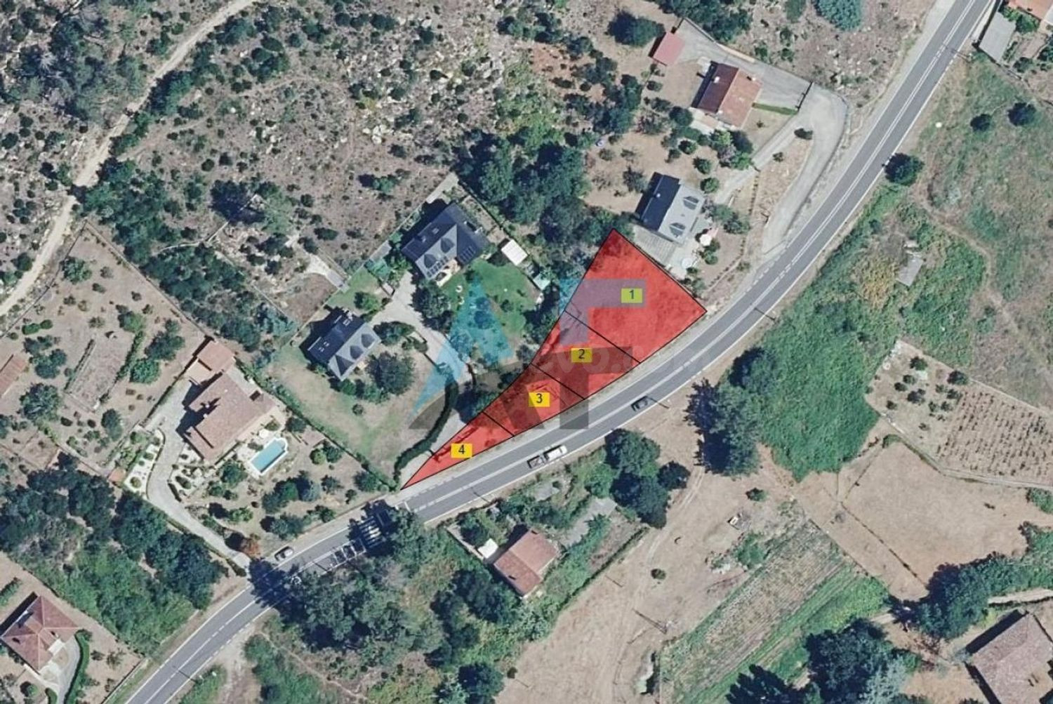 Parcela urbanizable en As Airas, Toén: naturaleza, vistas y conexión total