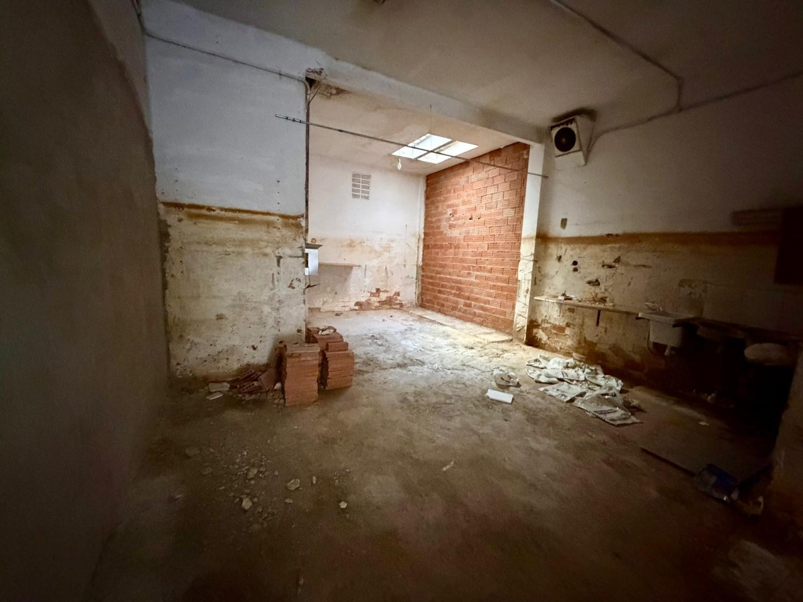 Venta de Local Comercial en Massanassa - foto 2