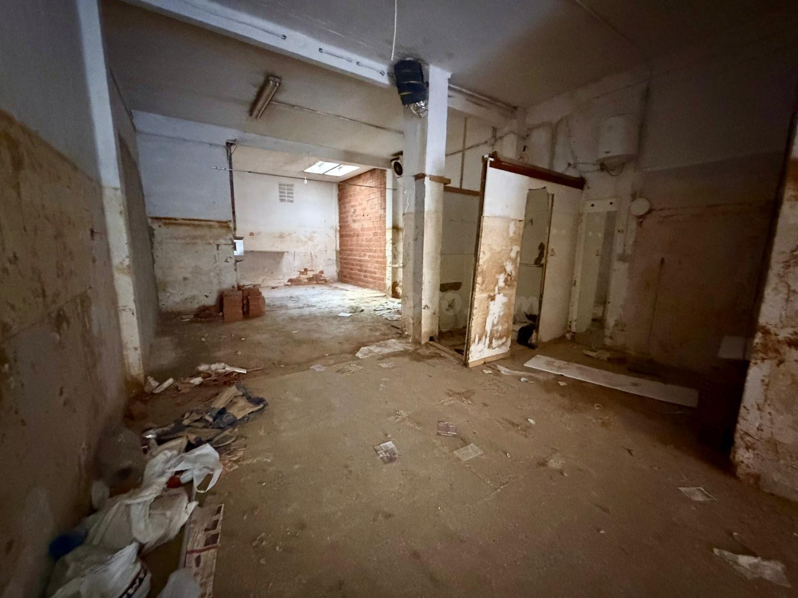 Venta de Local Comercial en Massanassa - foto 4
