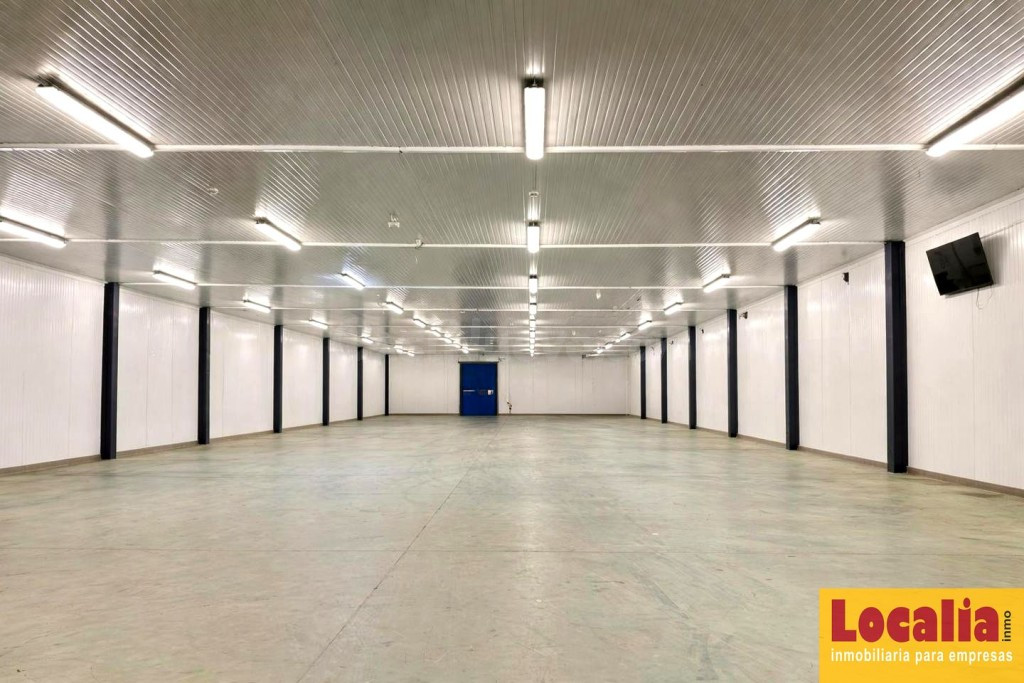 Nave Industrial Logística en Venta, Santander - foto 3