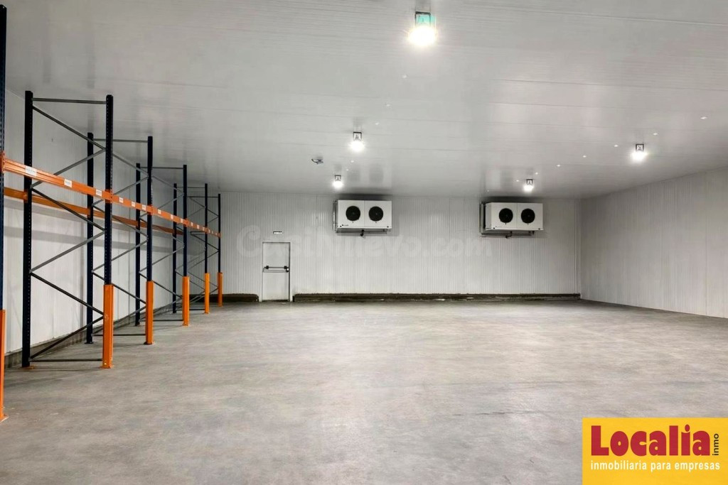 Nave Industrial Logística en Venta, Santander - foto 4