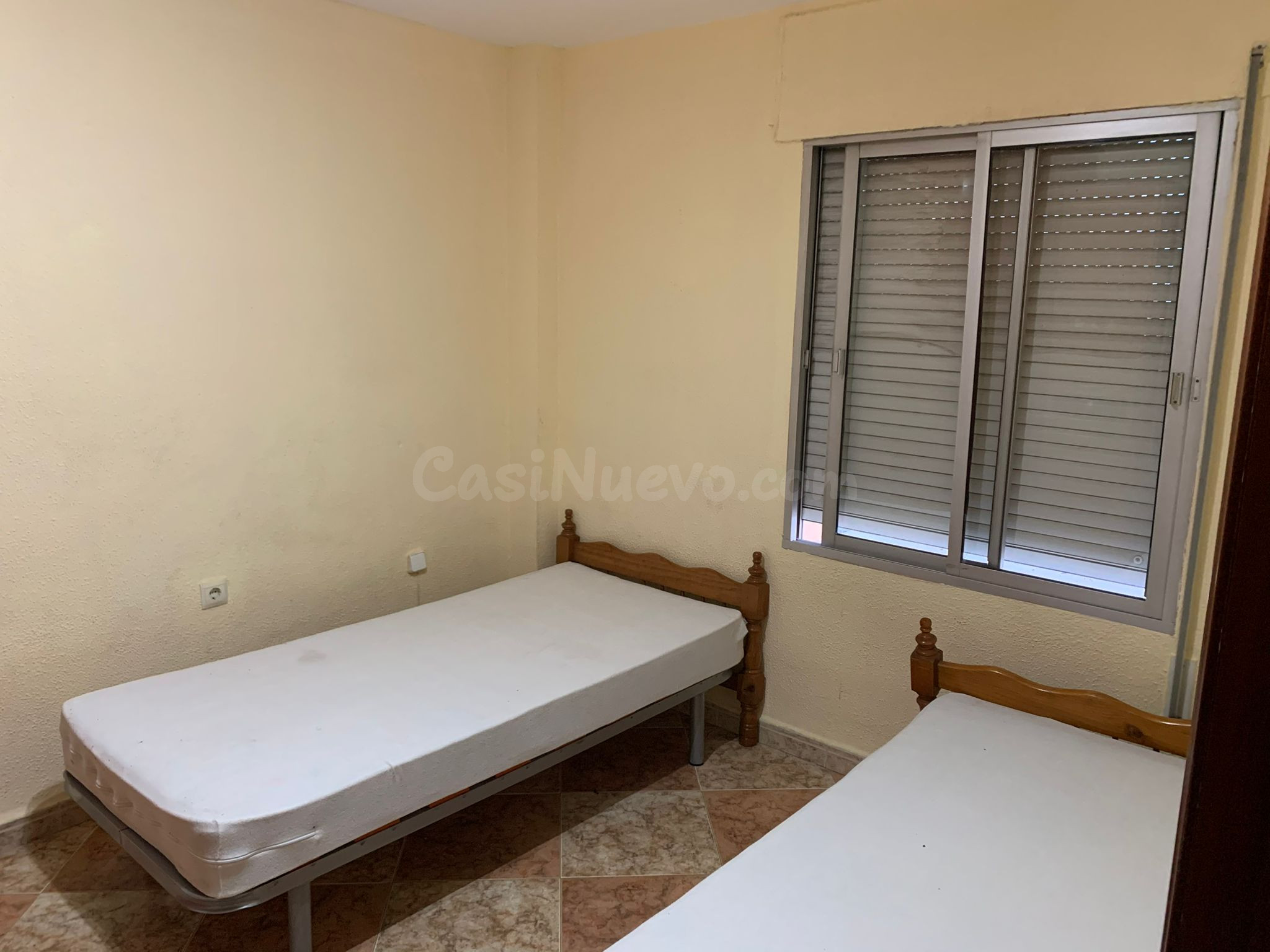 Venta de piso de 3 dormitorios cerca de clínica el Ángel. - foto 3