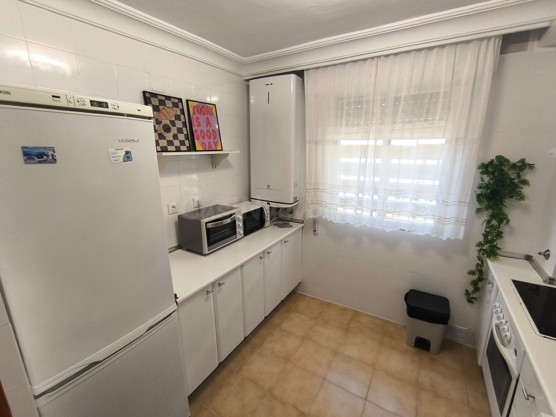 Piso en alquiler para estudiantes en Huelva capital - foto 4