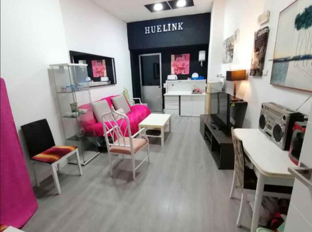 venta de dos locales juntos zona huelin - foto 4