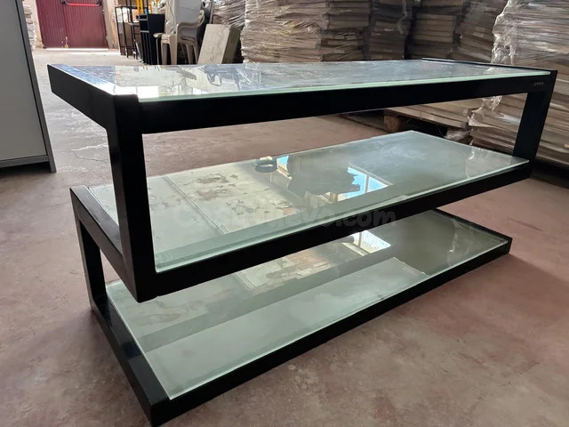 Mueble auxiliar hierro y cristal