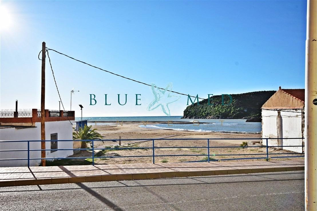 LOCAL COMERCIAL EN PRIMERA LÍNEA DE MAR EN PUERTO DE MAZARRÓN