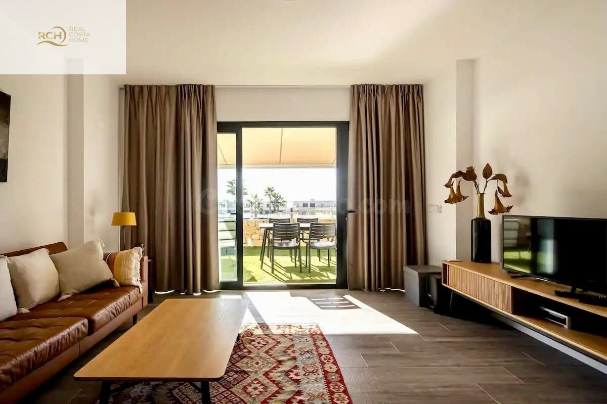 MODERNO PISO CON GRANDE TERRAZA EN VENTA